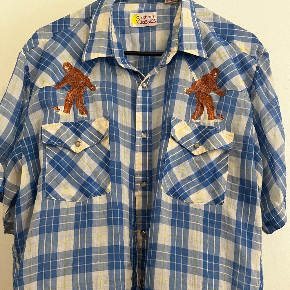 Unisex SOUTHERN CLASSICS Vintage Western Snap Front Shirt w/Sasquatch XL